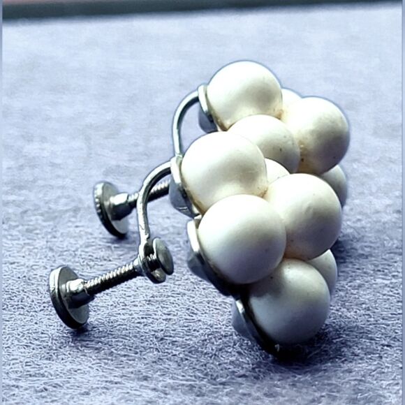 Vintage Whimsical Screw back Earrings - Picture 2 of 6